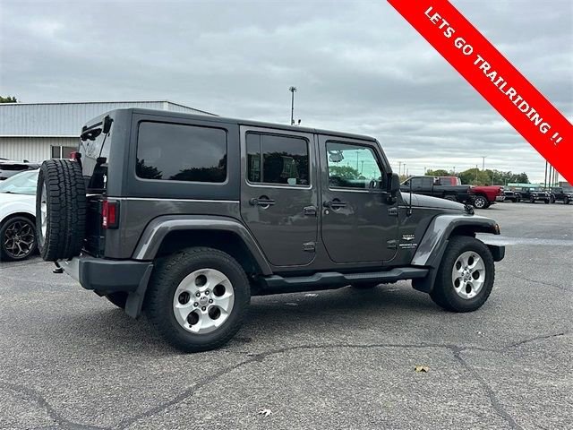 Used 2014 Jeep Wrangler Unlimited Sahara AWD/4WD image 9