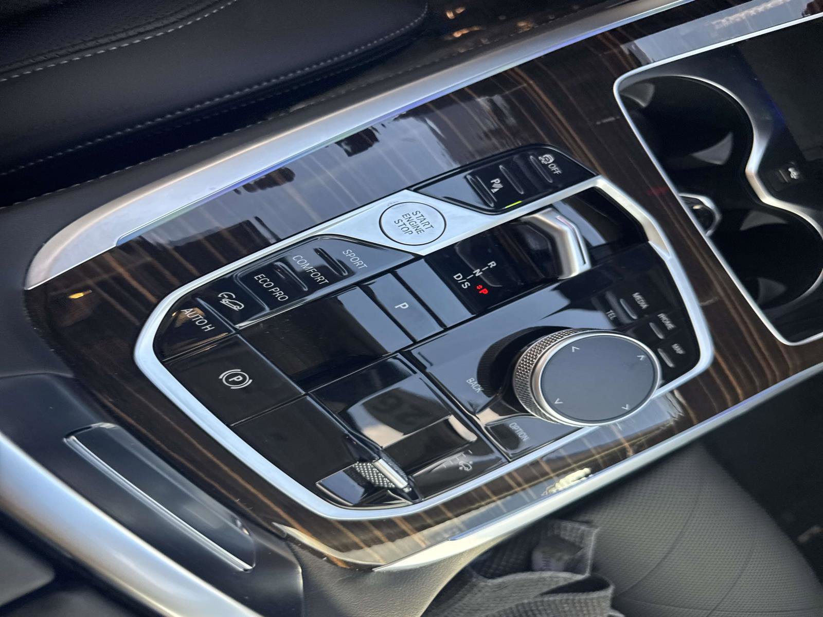 Certified 2026 BMW X7 xDrive40i w/ Premium Package image 27