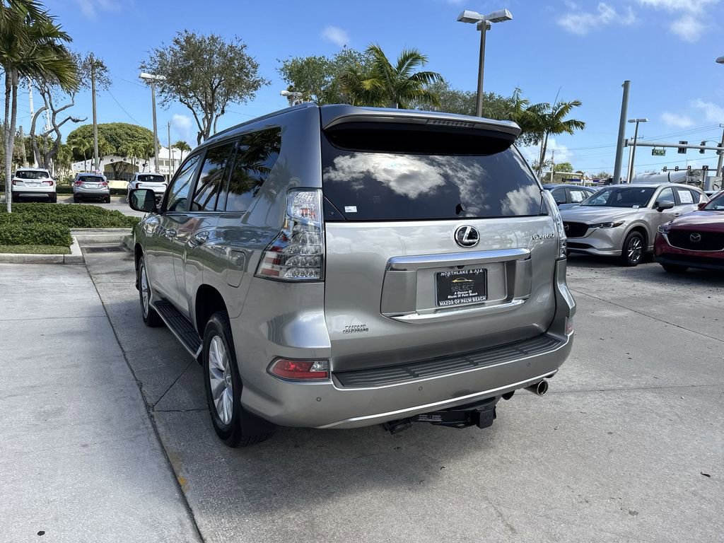 Used 2023 Lexus GX 460 Premium image 14