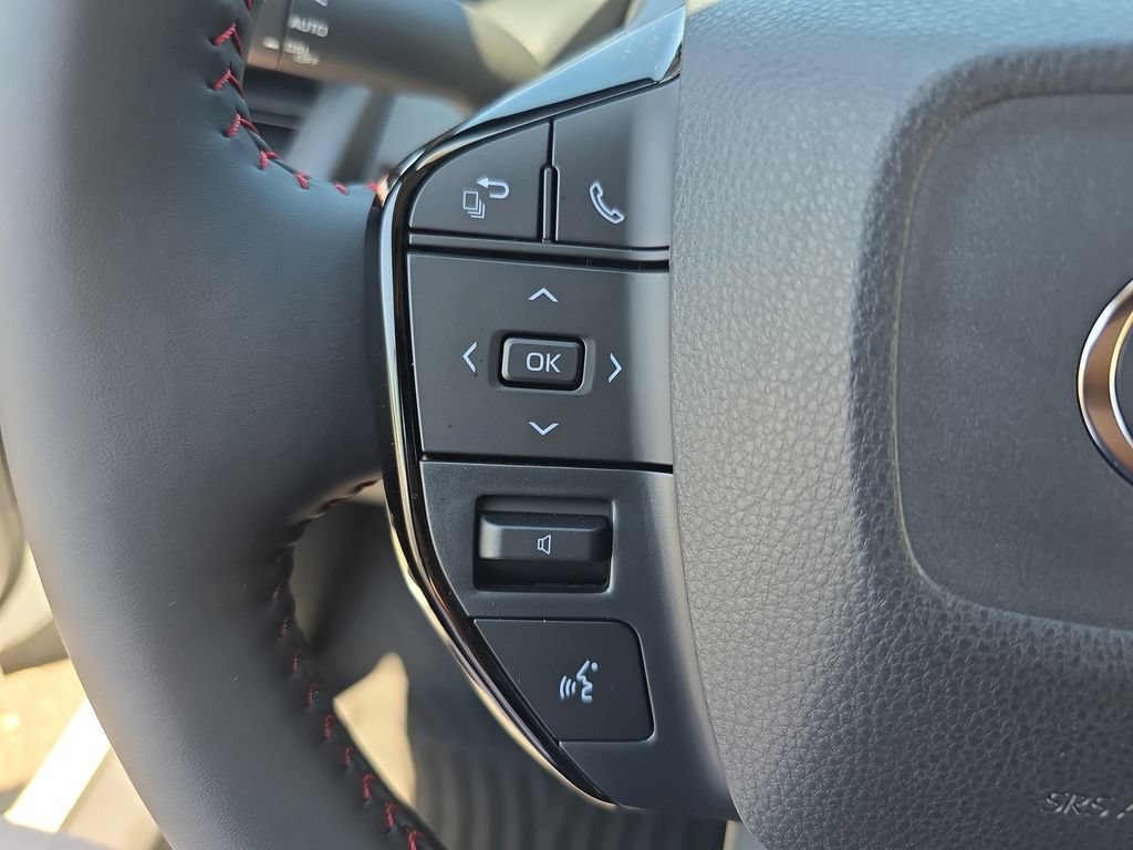 Used 2026 Toyota Prius Plug-In Hybrid w/ Limited Premium Package FWD image 20