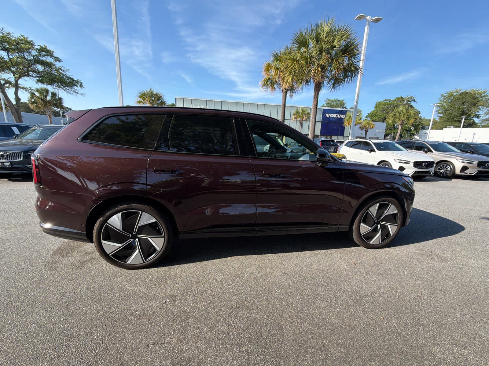 Used 2025 Volvo EX90 Ultra AWD/4WD image 15