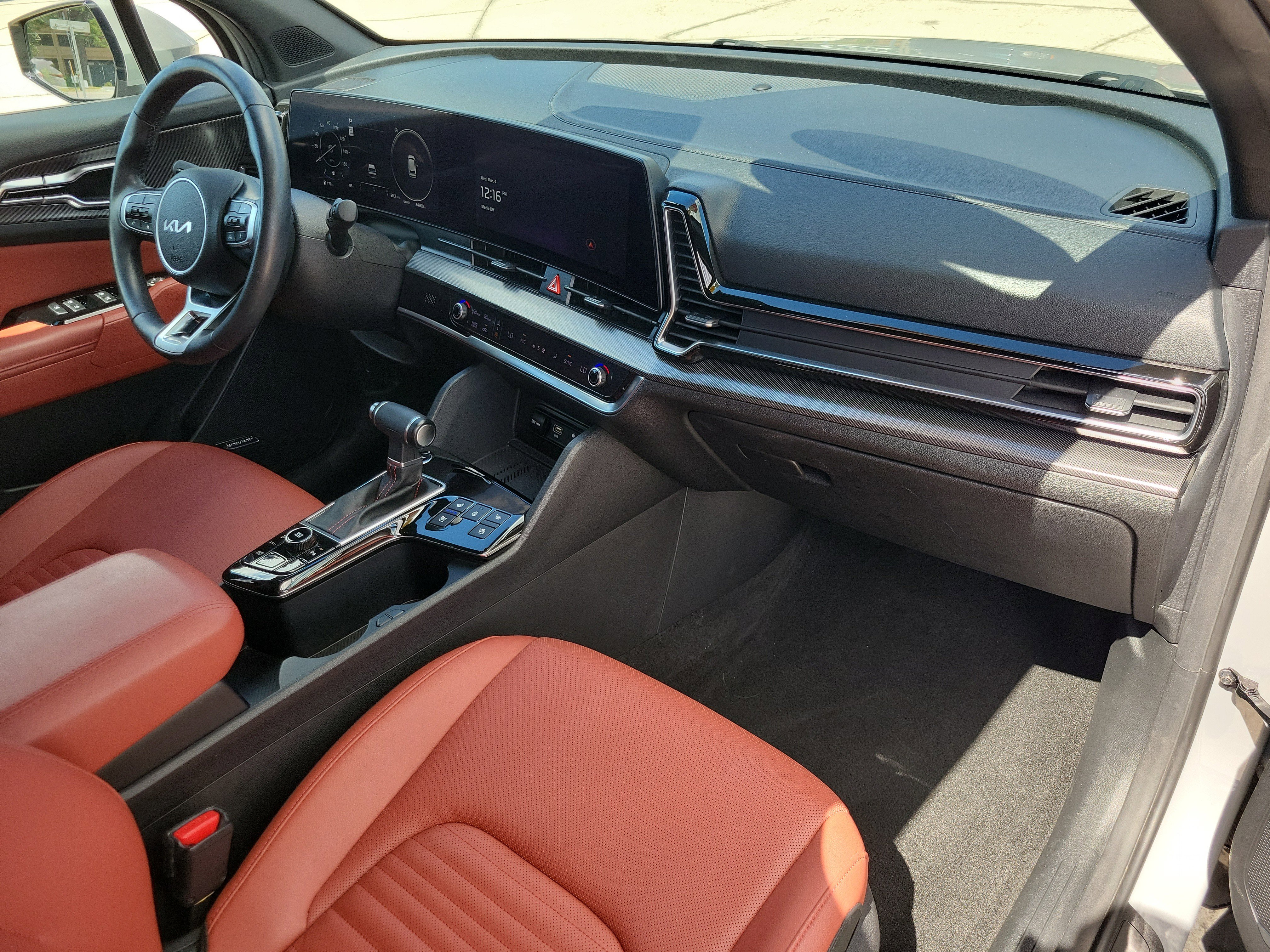 Certified 2023 Kia Sportage SX image 11