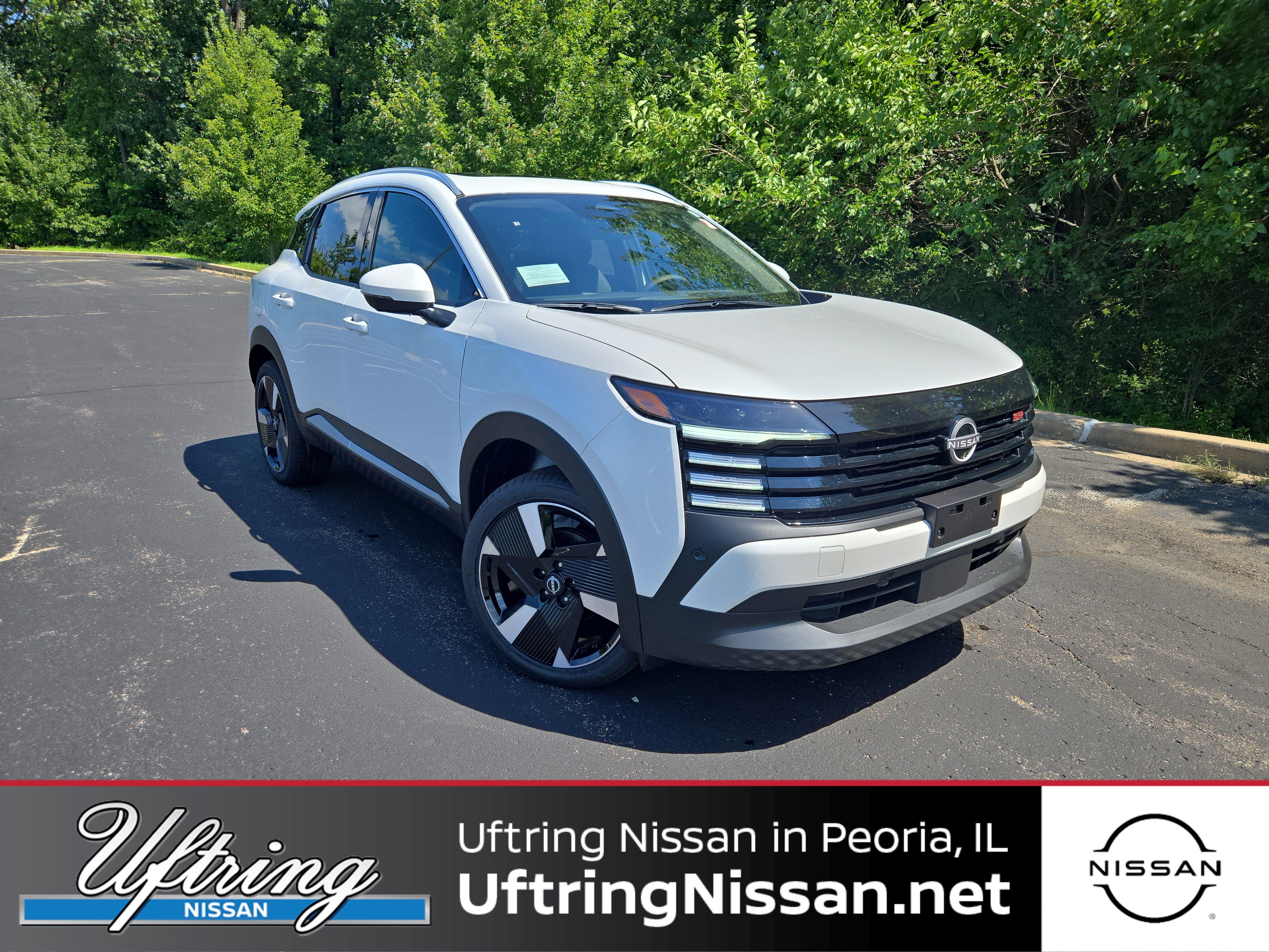 New 2025 Nissan Kicks SR w/ SR Premium Package image 1