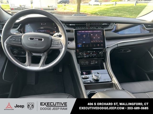 Used 2024 Jeep Grand Cherokee Limited 4xe w/ Luxury Tech Group II AWD/4WD image 11