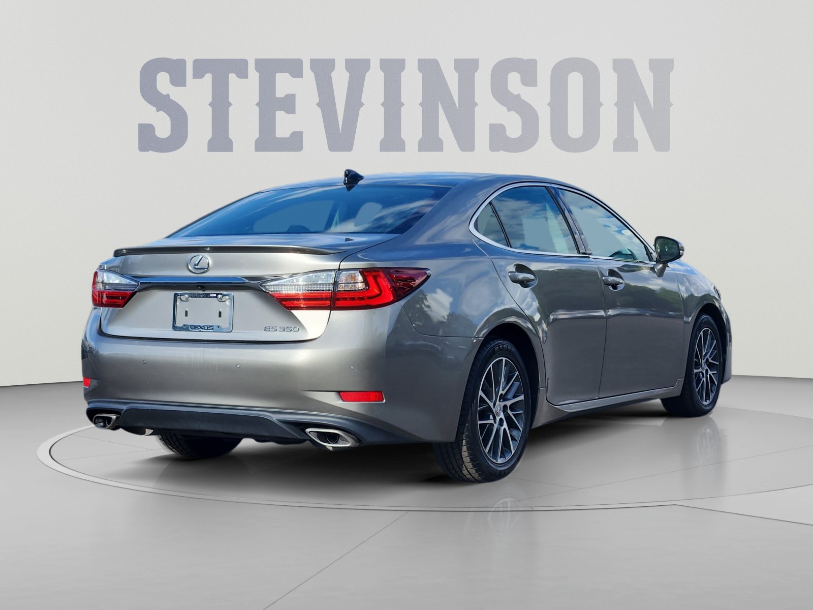 Used 2017 Lexus ES 350 w/ Navigation System Package FWD image 5