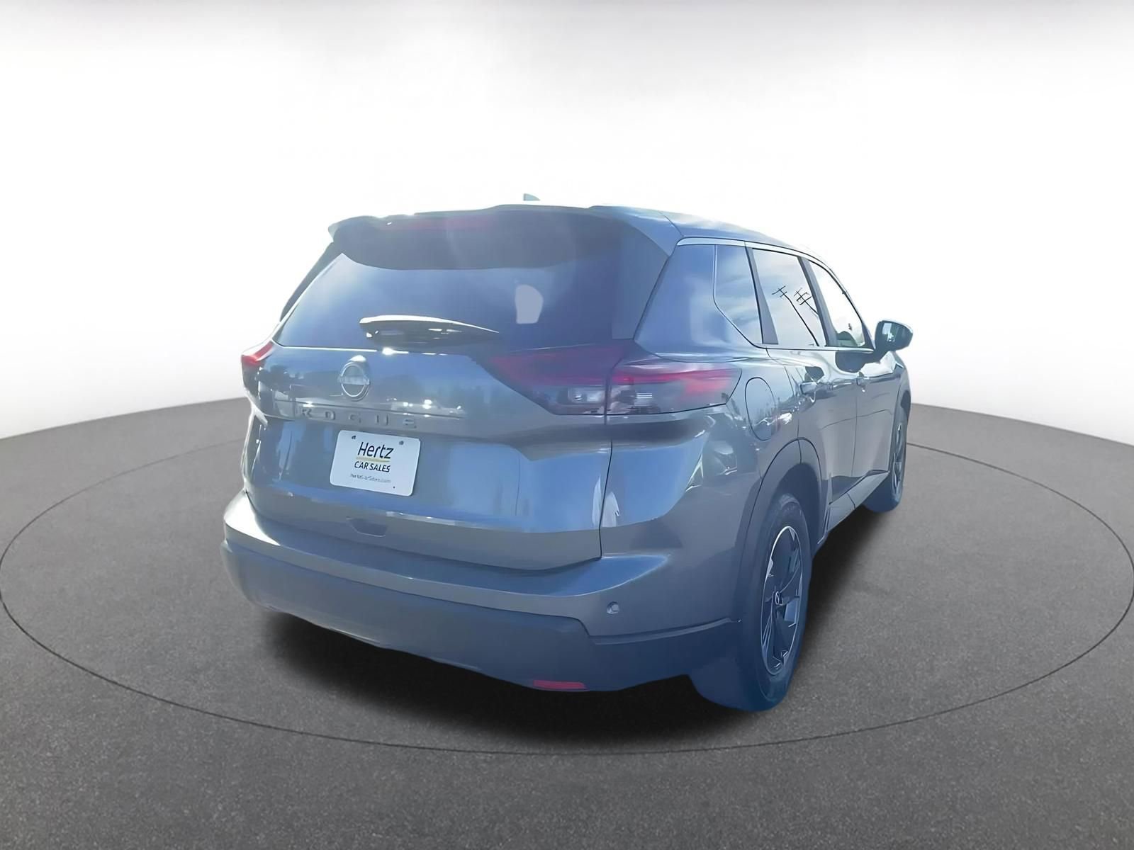 Used 2025 Nissan Rogue SV image 14