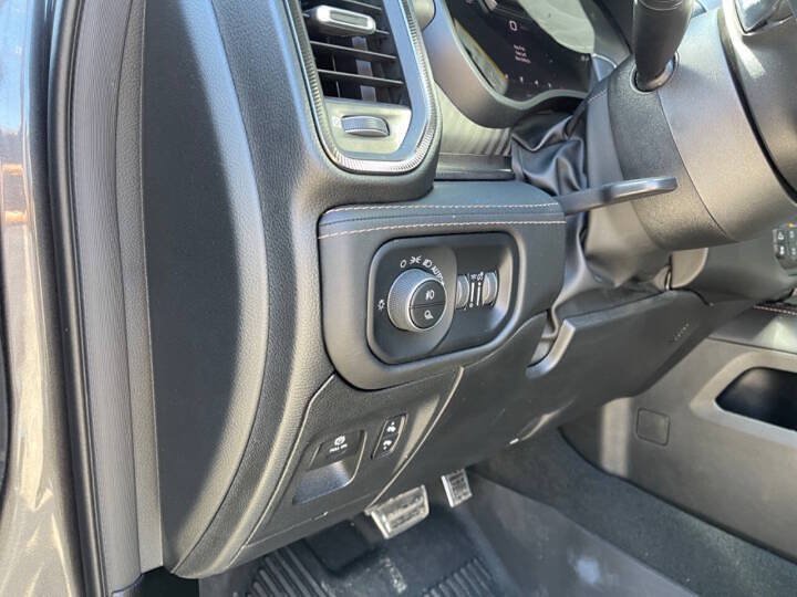 Used 2024 RAM 1500 TRX AWD/4WD image 28