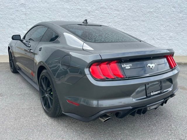 Used 2020 Ford Mustang Coupe image 5
