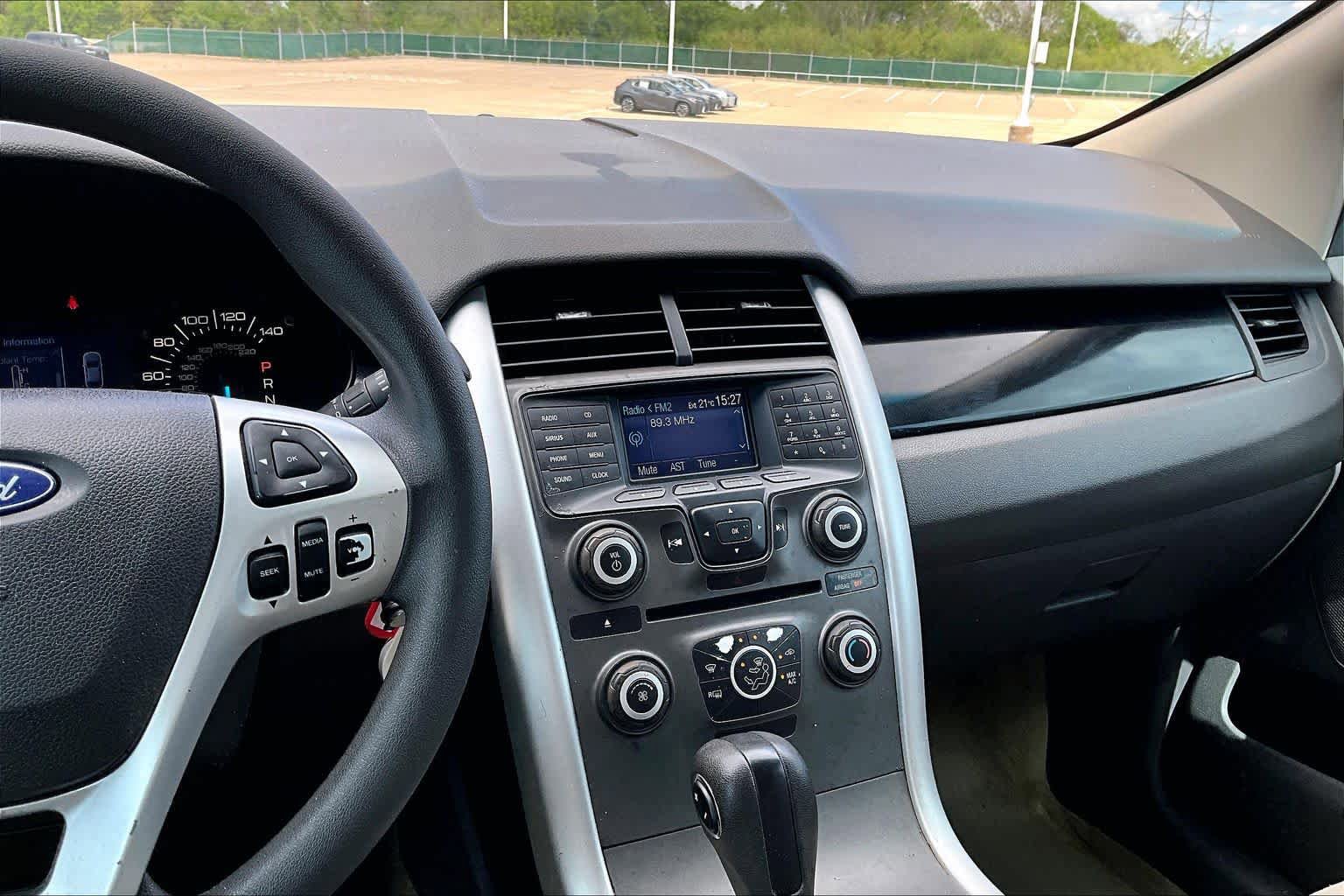 Used 2012 Ford Edge SE image 6
