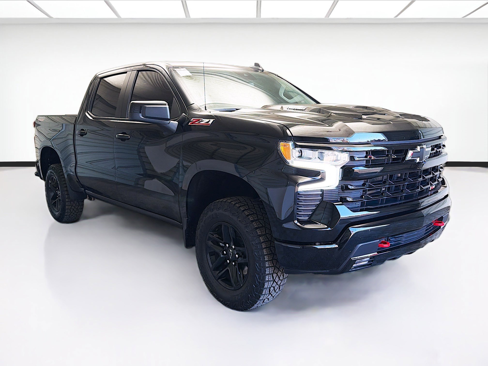 Used 2024 Chevrolet Silverado 1500 LT Trail Boss image 3