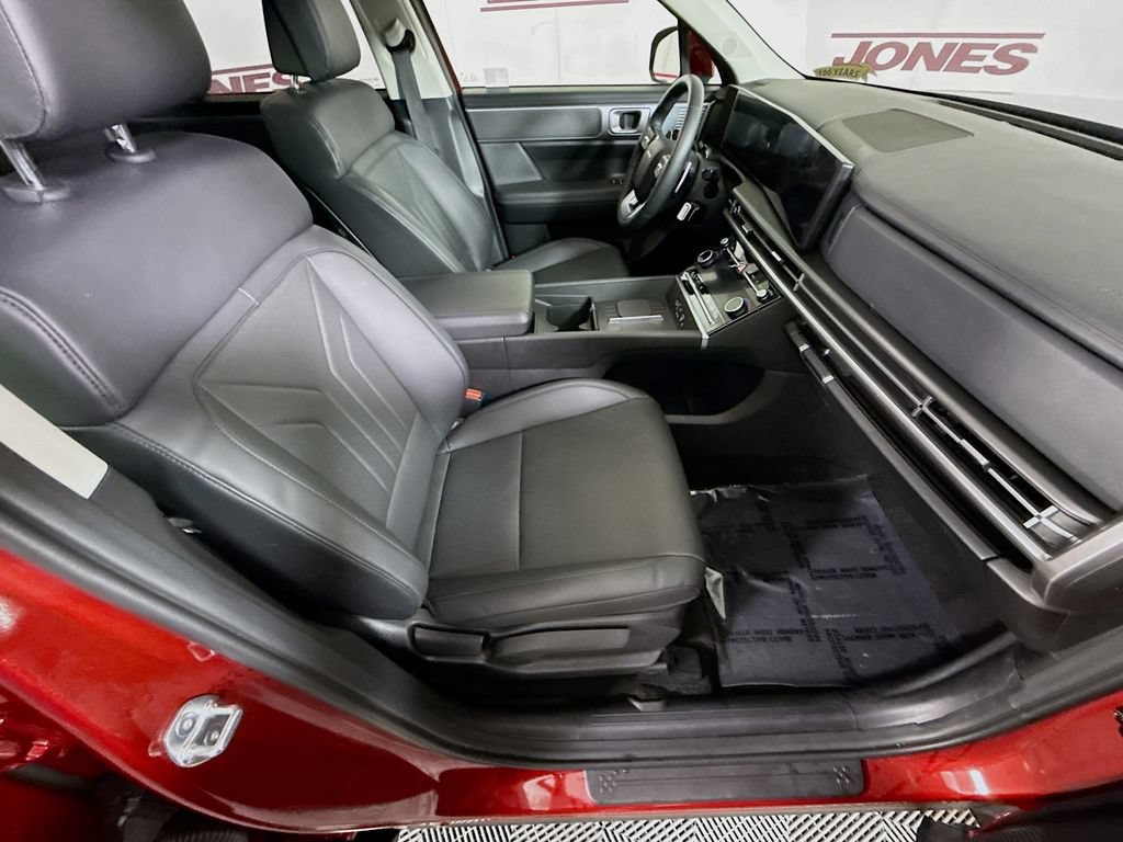 Certified 2025 Hyundai Santa Fe SEL AWD/4WD image 28