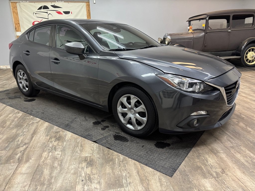 Used 2016 MAZDA MAZDA3 i Sport FWD image 3