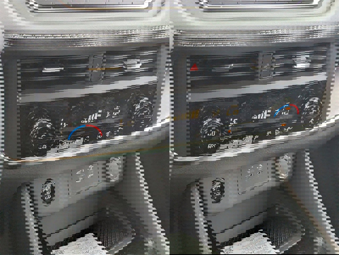 New 2026 Nissan Rogue SV image 16