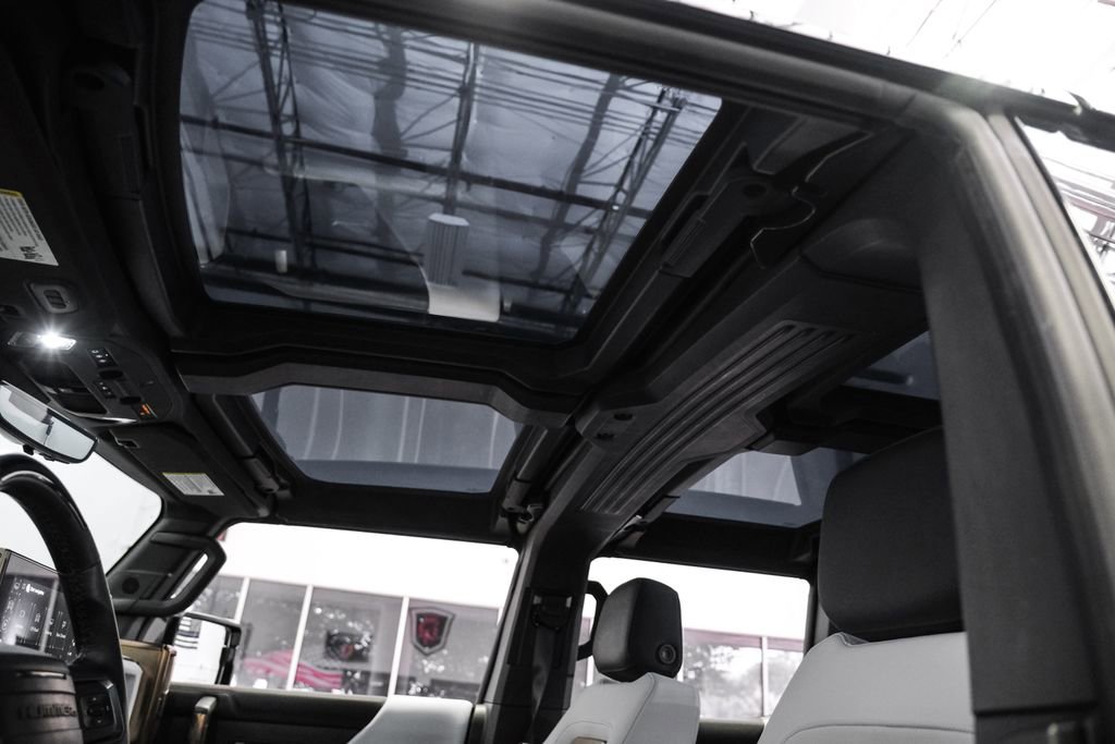 Used 2025 GMC Hummer EV 2X image 6