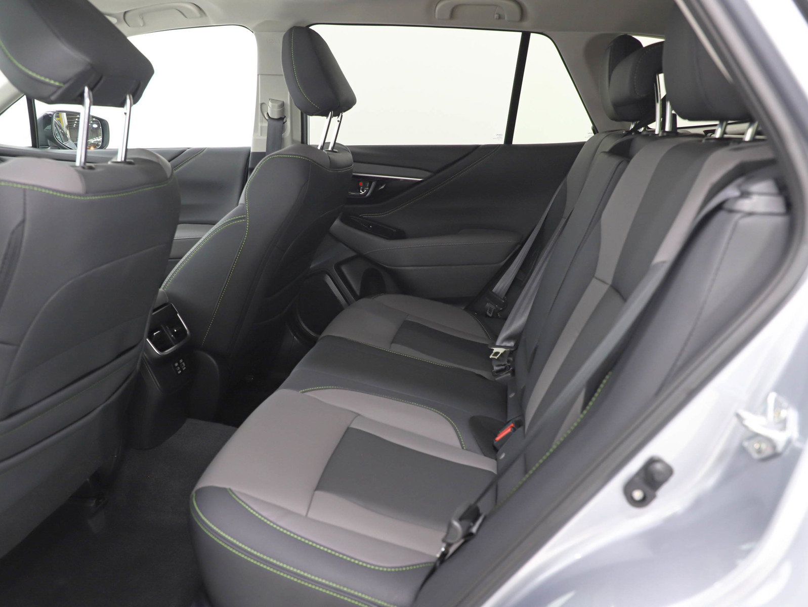 Used 2023 Subaru Outback Onyx Edition image 15