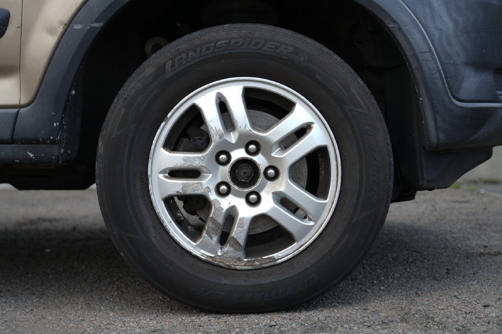 Used 2004 Honda CR-V EX image 12