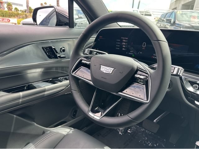 Certified 2024 Cadillac Lyriq Tech RWD image 8