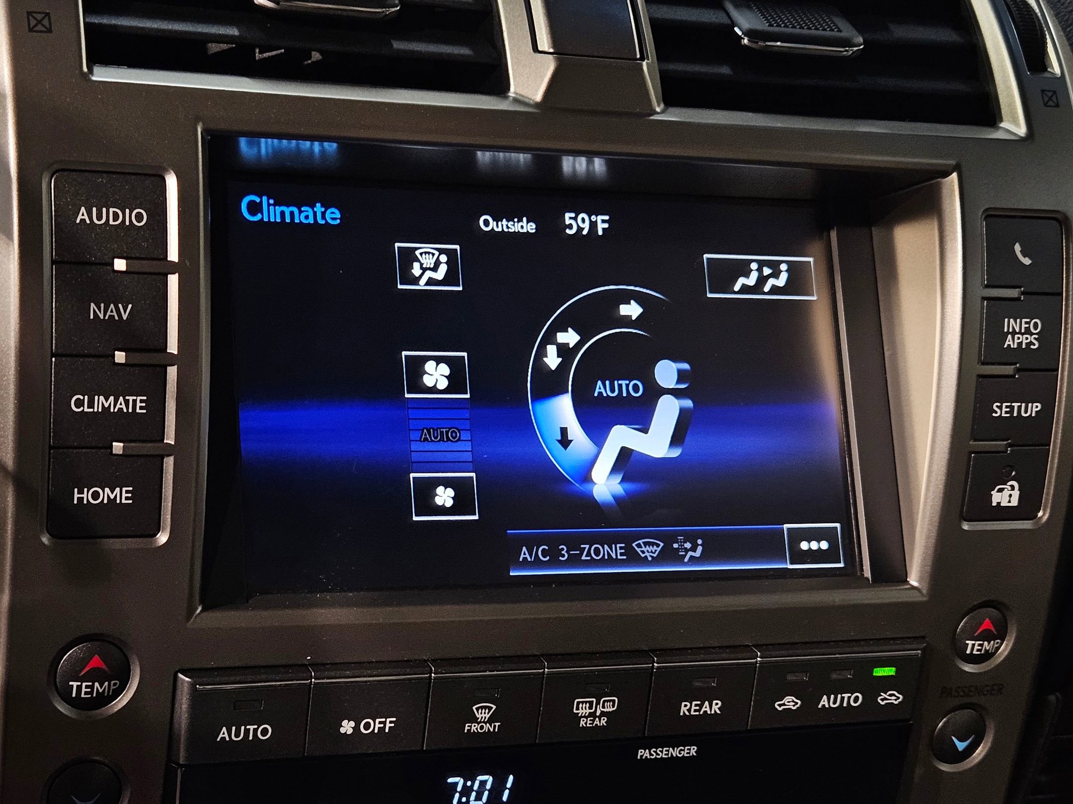 Used 2021 Lexus GX 460 Luxury w/ Sport Design Package AWD/4WD image 33