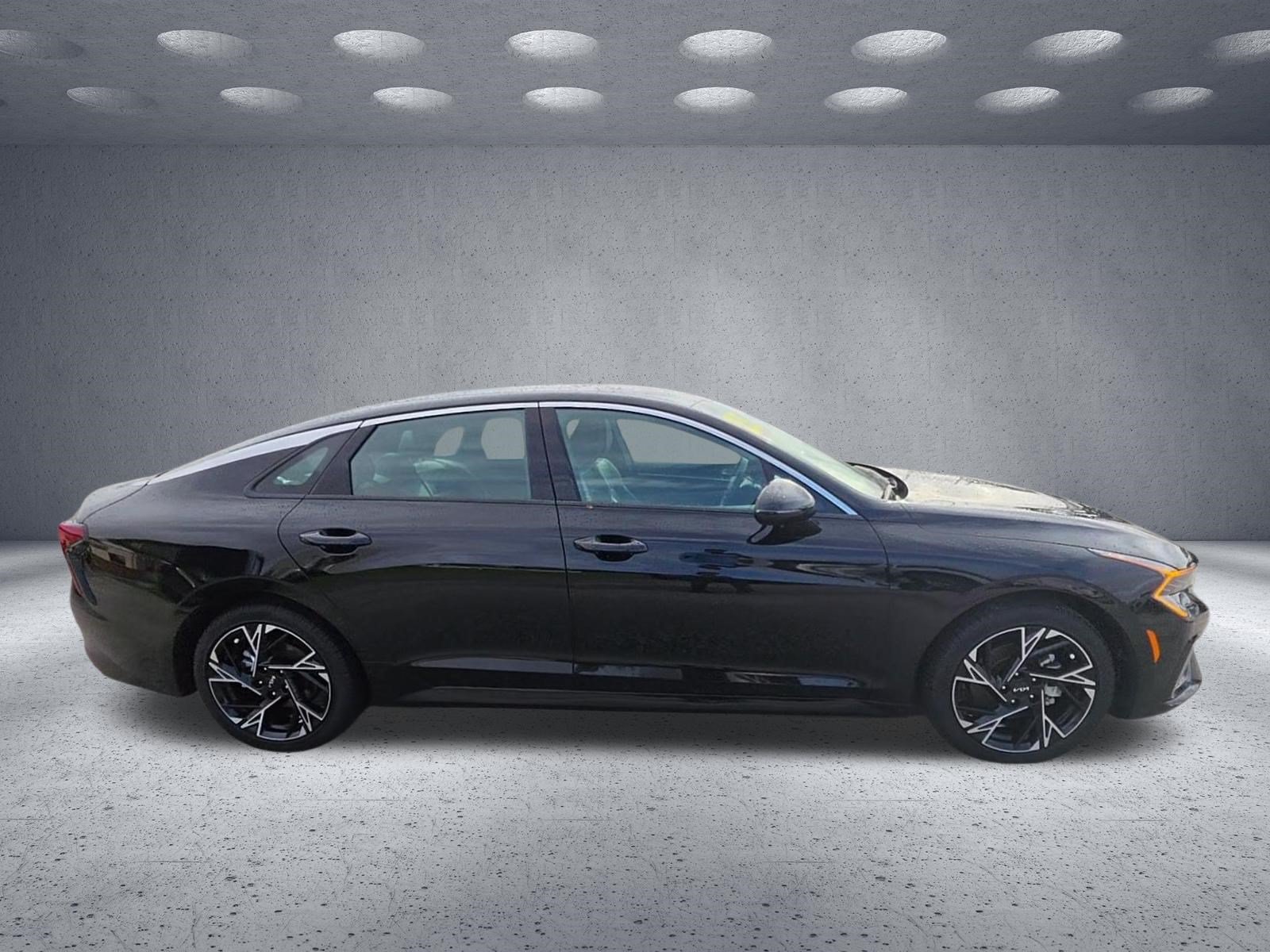 Used 2025 Kia K5 GT-Line AWD/4WD image 8