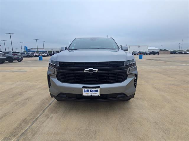Used 2024 Chevrolet Suburban RST w/ Luxury Package RWD image 2