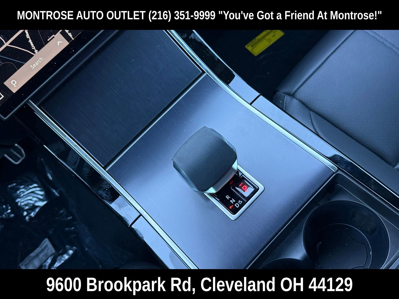 New 2026 Land Rover Range Rover Velar Dynamic SE image 22