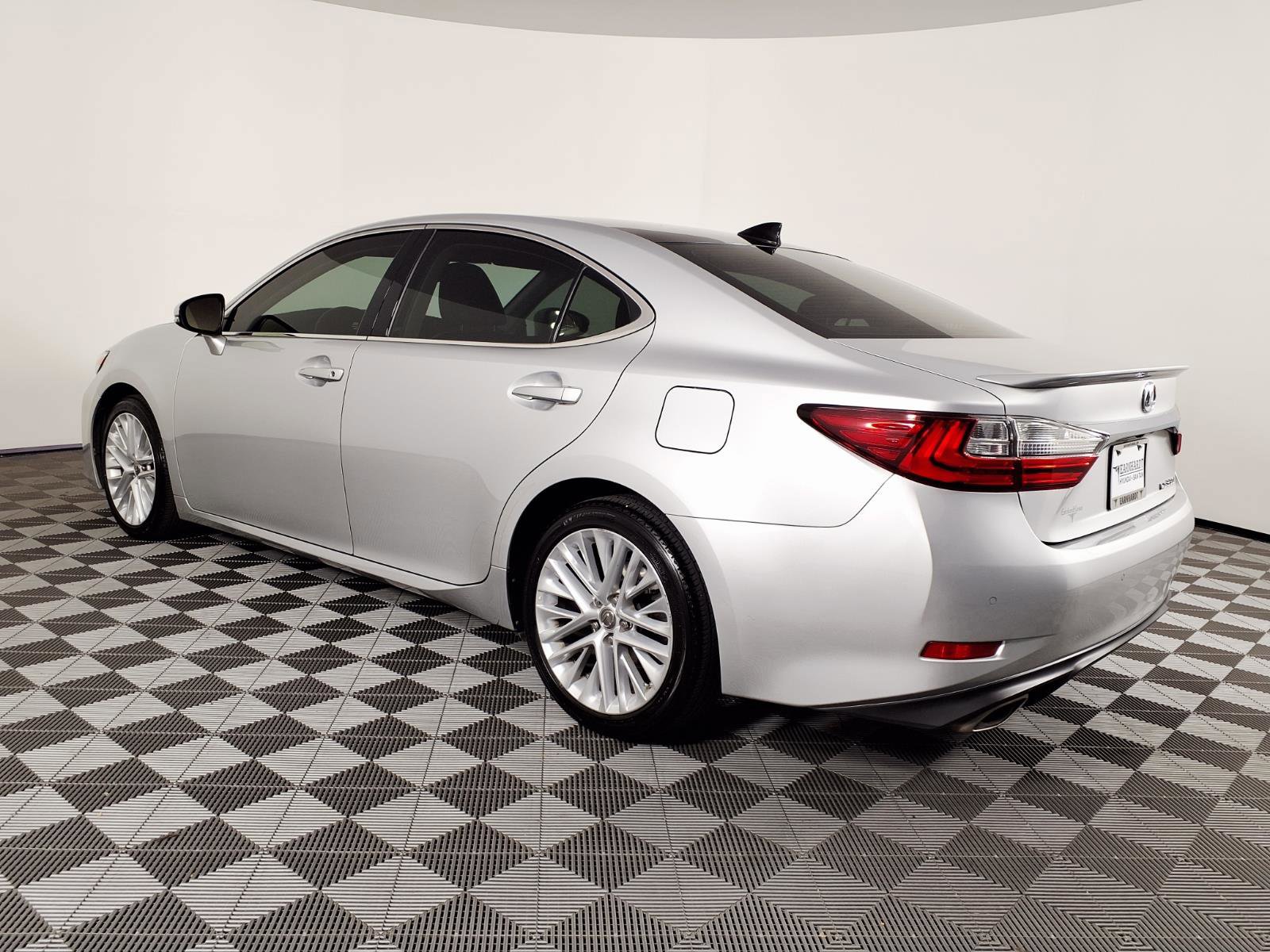 Used 2017 Lexus ES 350 image 6