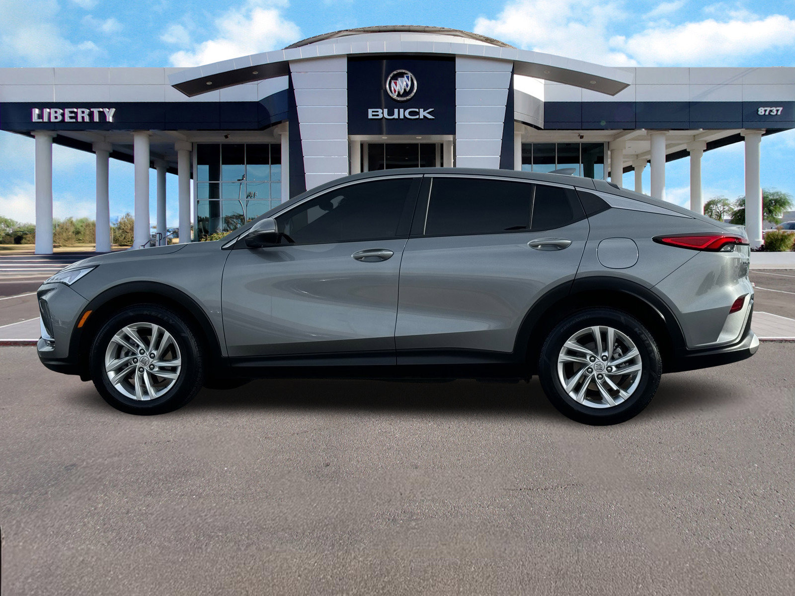 Used 2025 Buick Envista Preferred w/ Convenience I Package image 7