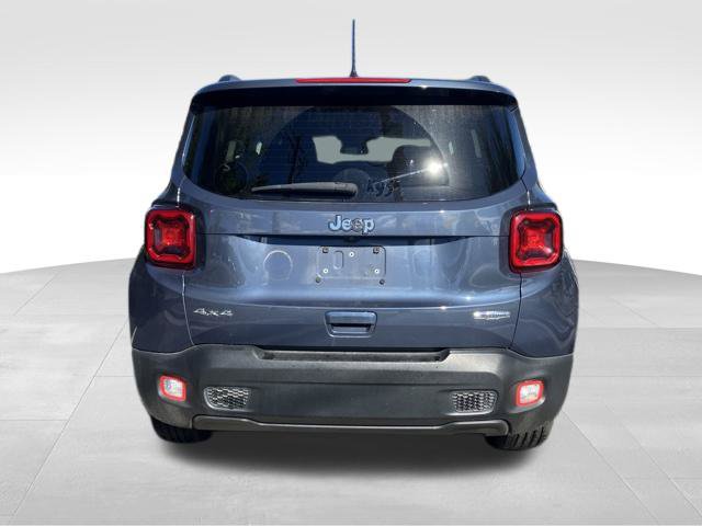 Used 2020 Jeep Renegade Latitude w/ Cold Weather Group AWD/4WD image 6