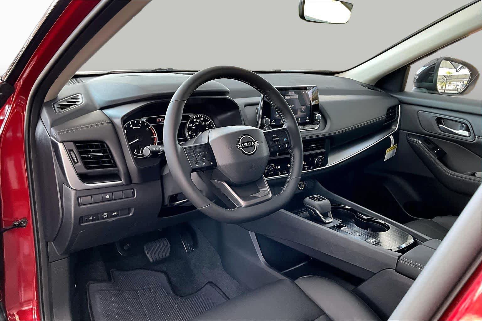 New 2026 Nissan Rogue Dark Armor FWD image 8