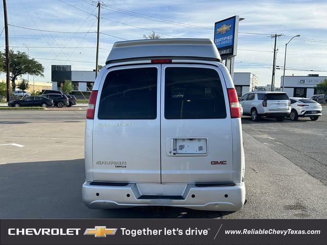Used 2016 GMC Savana 2500 image 4