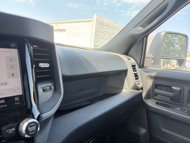 Used 2024 RAM 2500 Tradesman w/ Chrome Appearance Group AWD/4WD image 23