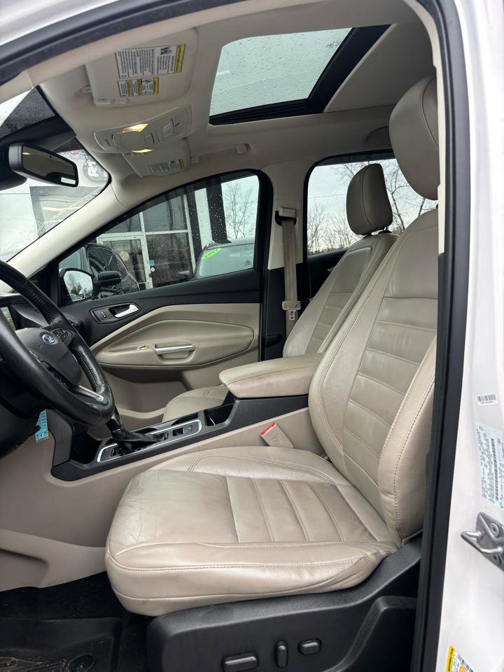 Used 2018 Ford Escape SEL w/ Ford Safe & Smart Package image 10