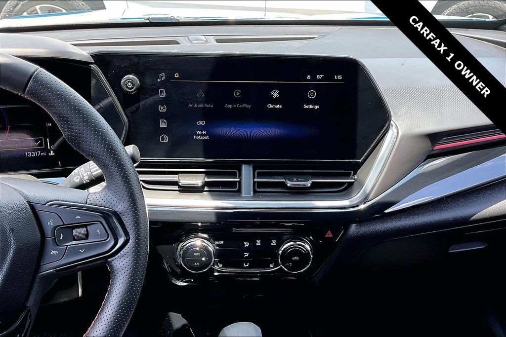 Used 2025 Chevrolet Trax RS FWD image 7
