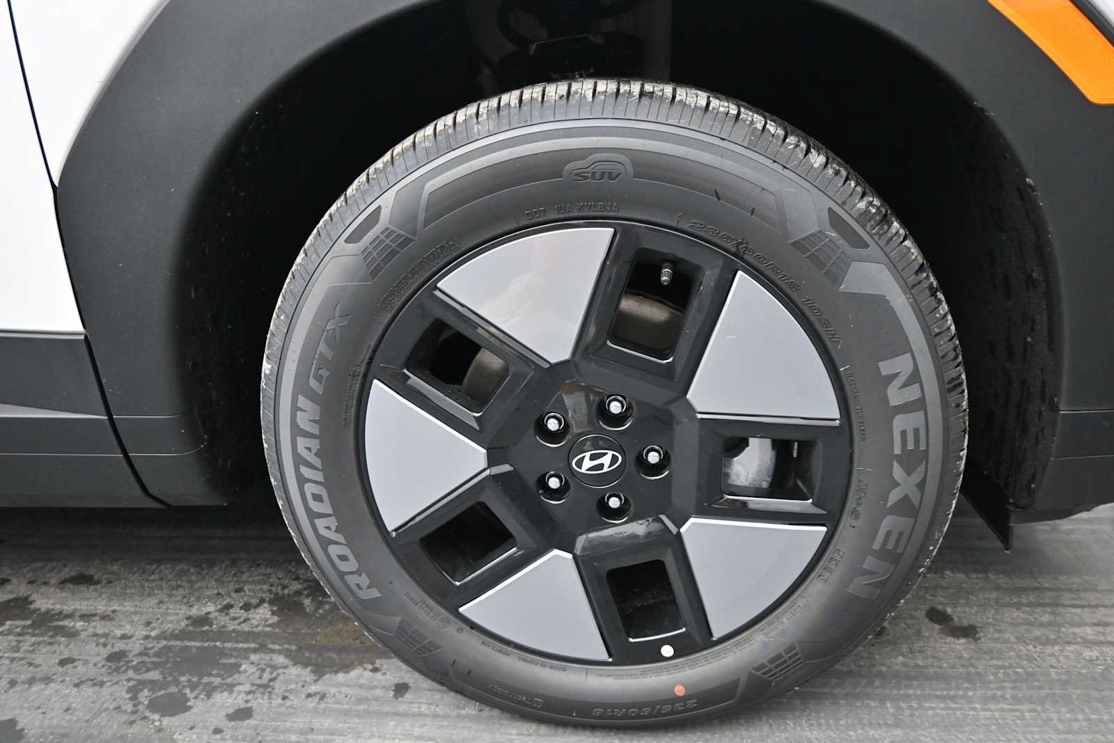 New 2026 Hyundai Santa Fe SE FWD image 10