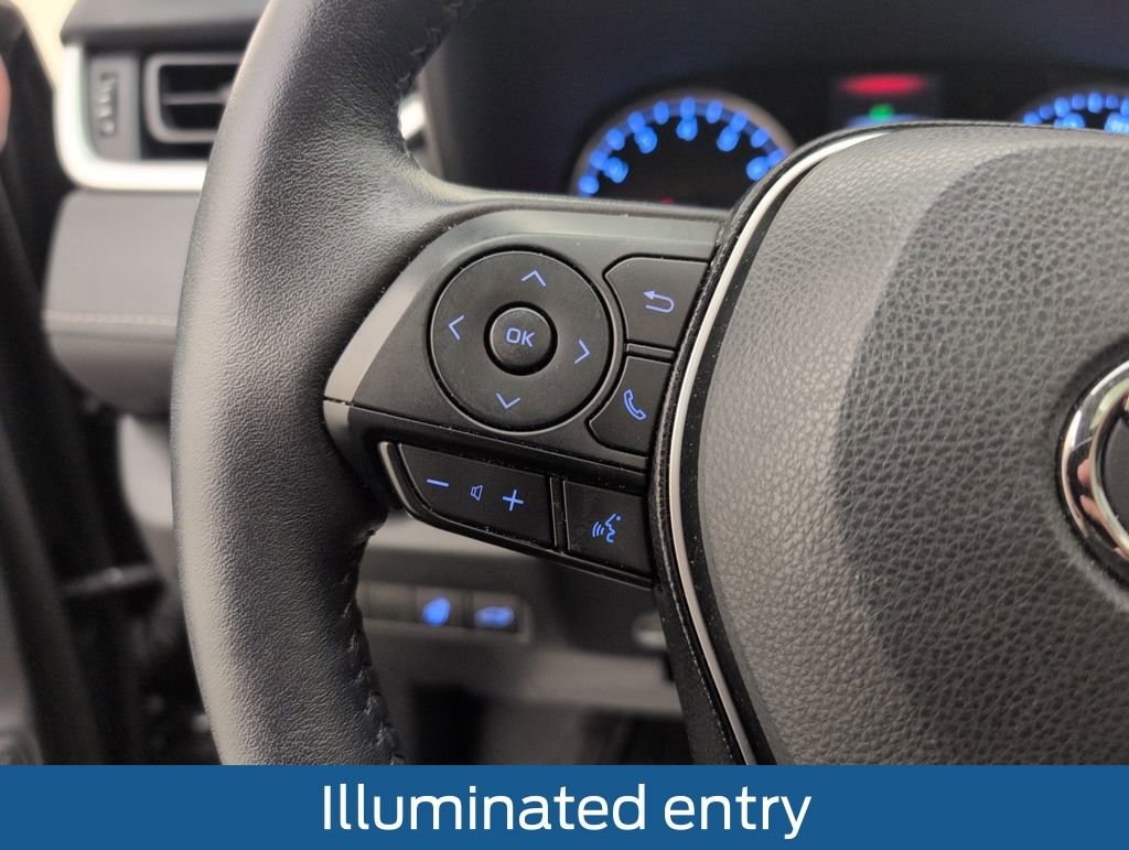 Used 2021 Toyota RAV4 XLE image 42