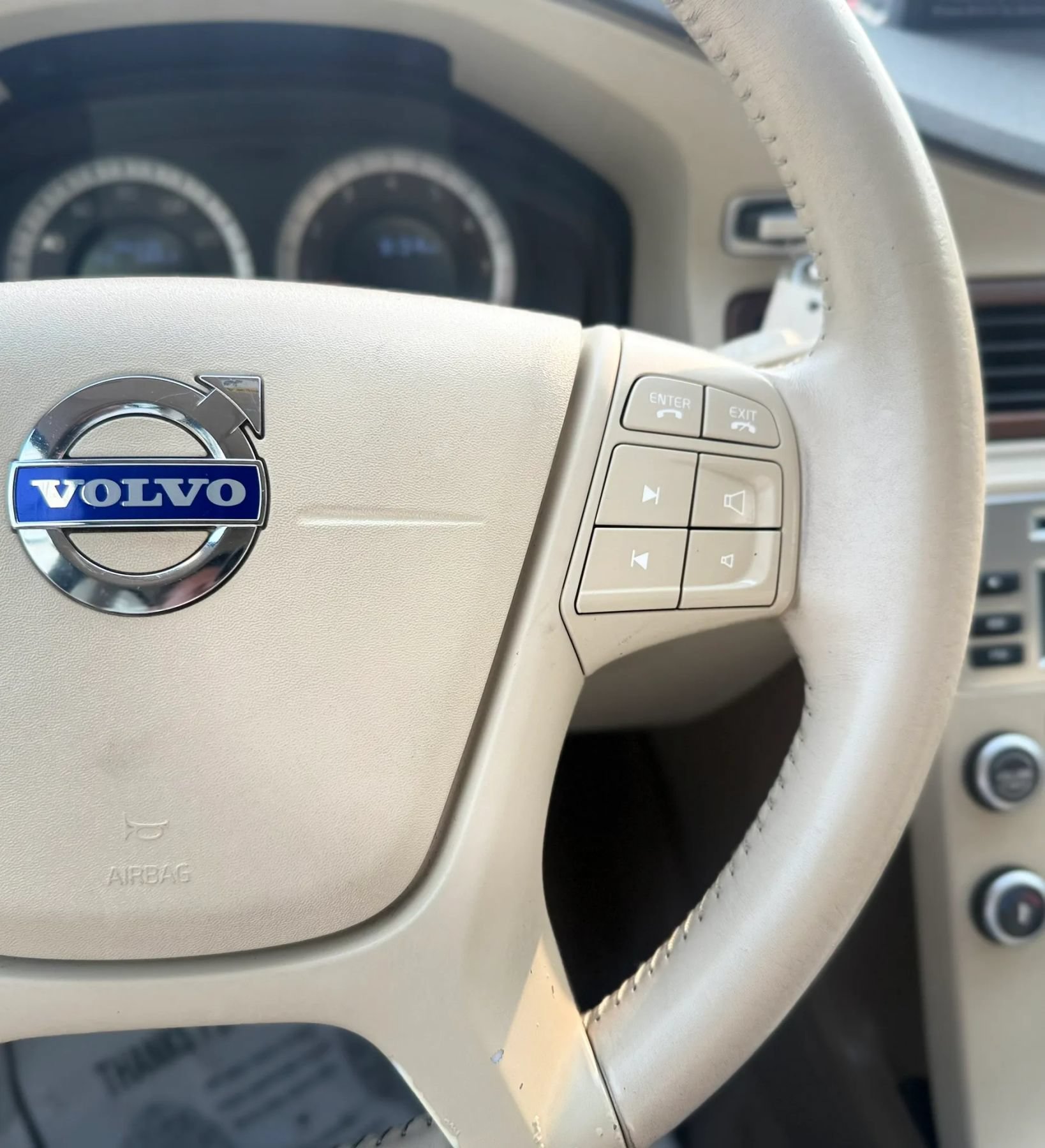 Used 2010 Volvo XC70 3.2 AWD/4WD image 15