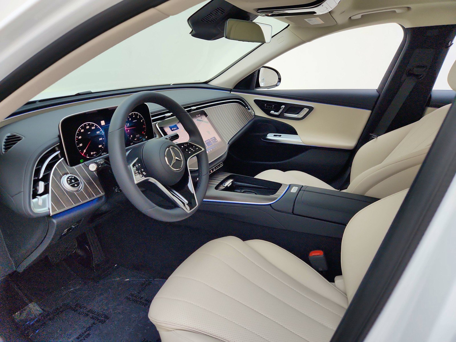 New 2026 Mercedes-Benz E 350 4MATIC Sedan image 16