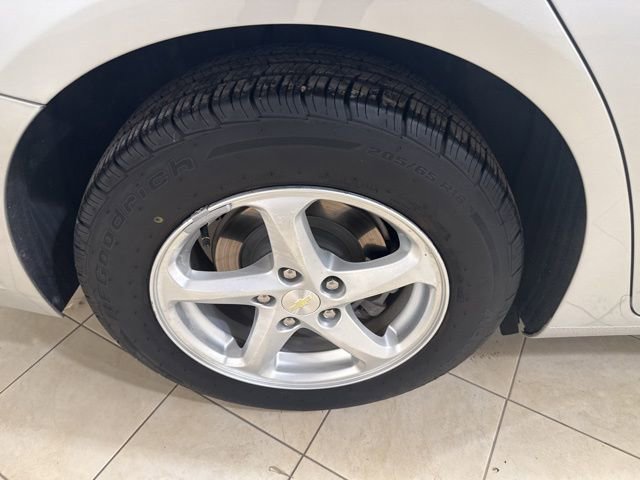 Used 2018 Chevrolet Malibu LS image 19