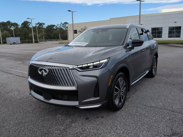 Used 2026 INFINITI QX60 Luxe w/ Cargo Package FWD image 8