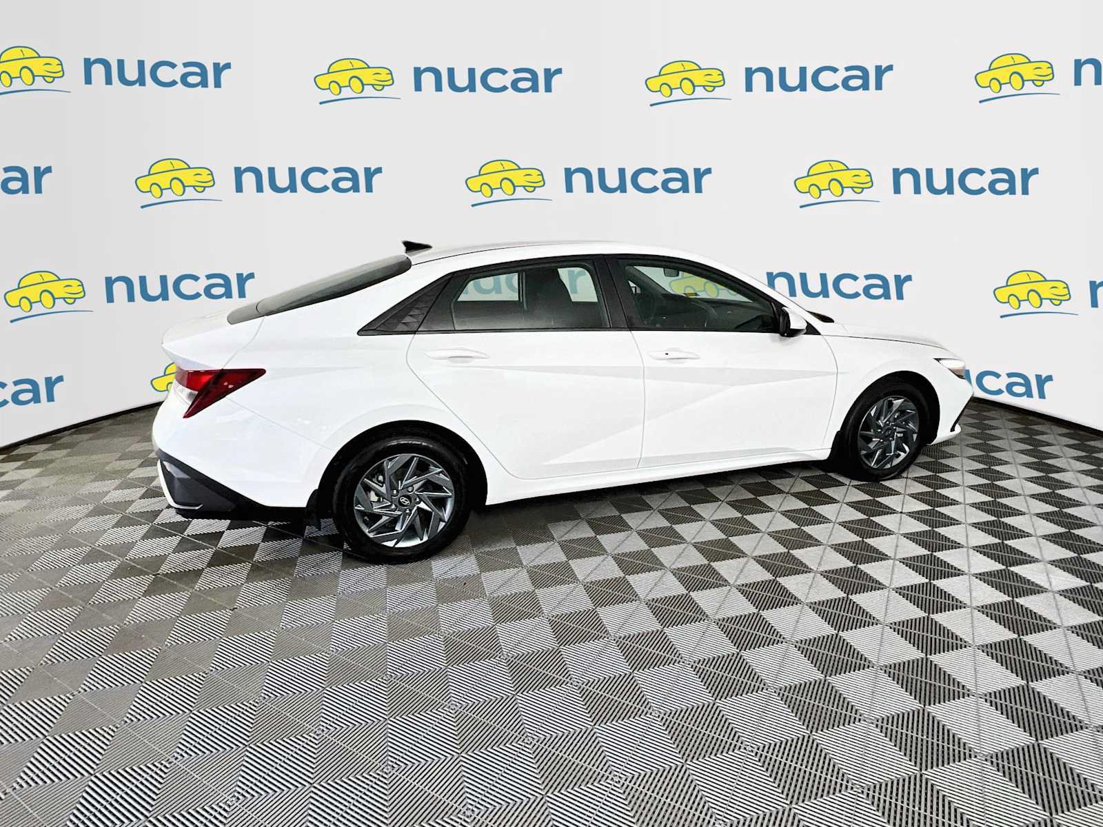 Certified 2024 Hyundai Elantra SEL FWD image 8