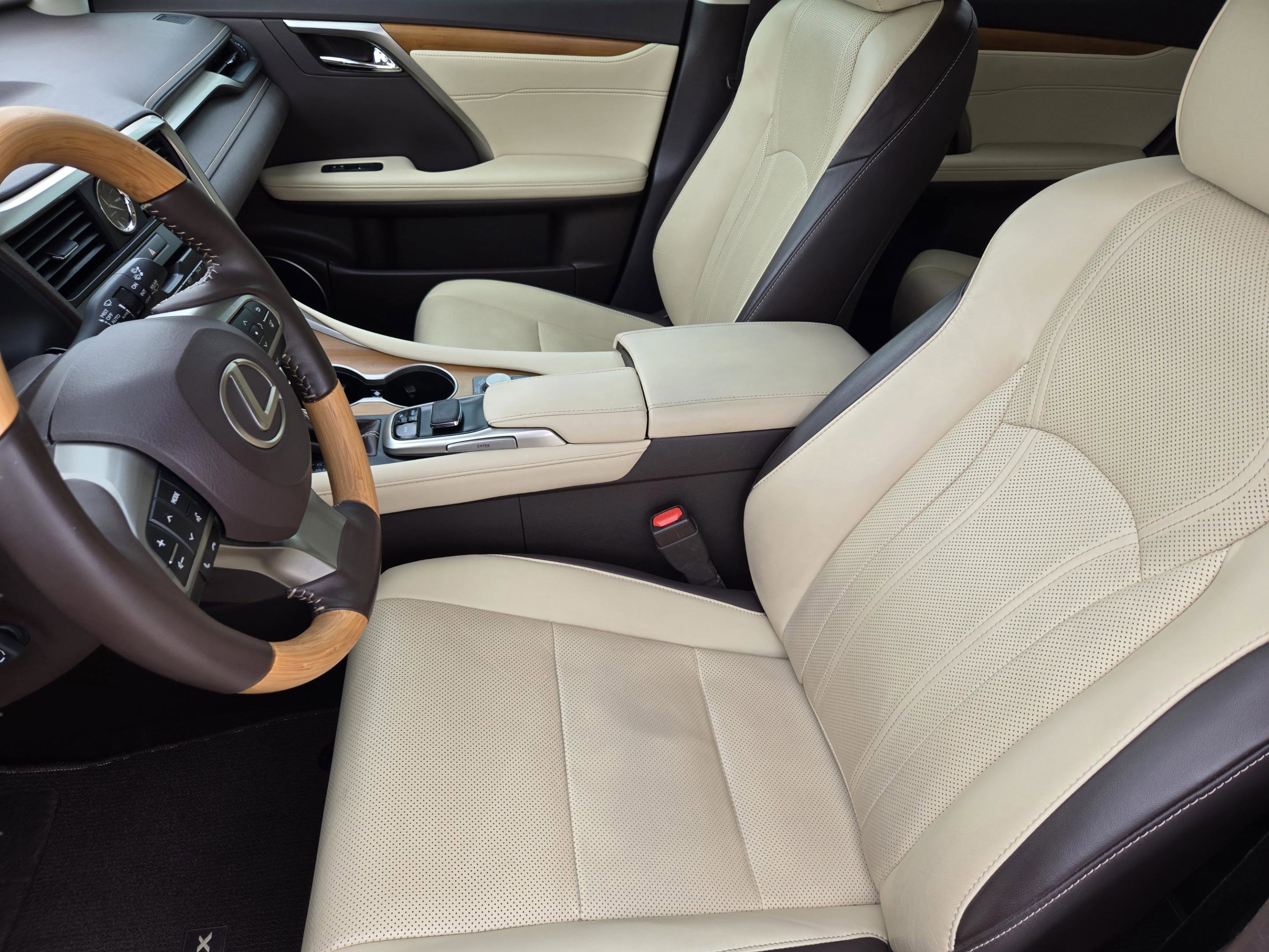 Used 2018 Lexus RX 350 FWD w/ Premium Package image 9