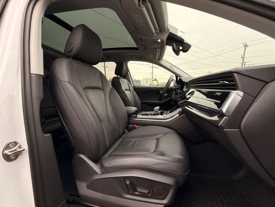 Used 2023 Audi Q7 3.0T Premium Plus image 21