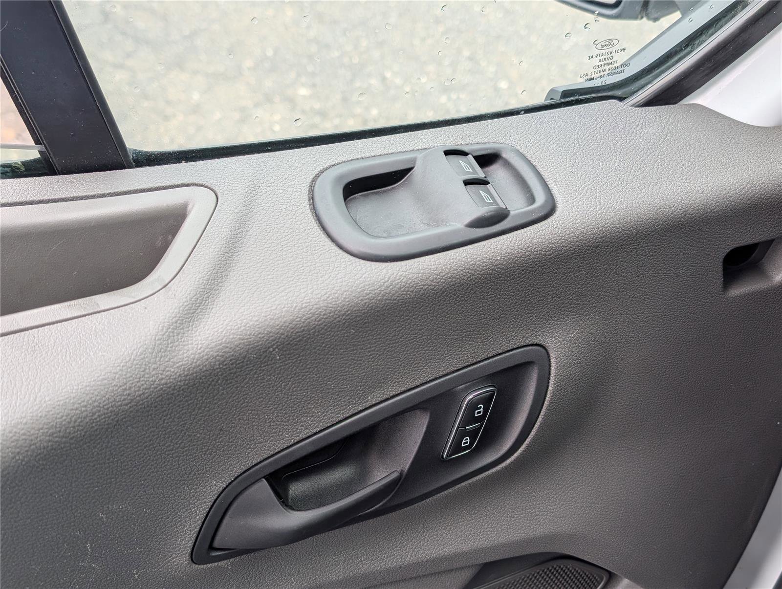 Used 2024 Ford Transit 250 148 Medium Roof Extended AWD image 17