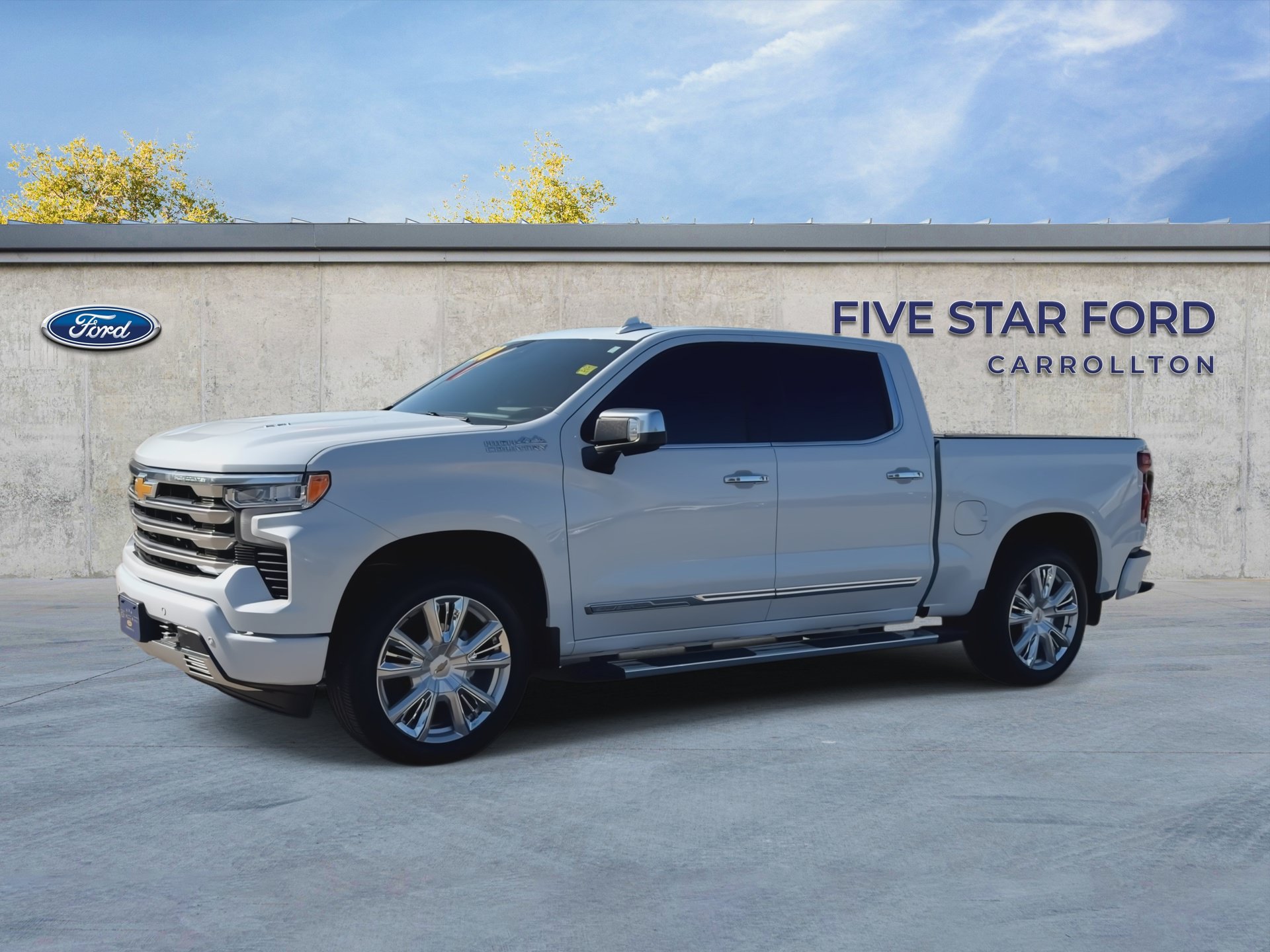 Used 2026 Chevrolet Silverado 1500 High Country w/ High Country Premium Package AWD/4WD image 4