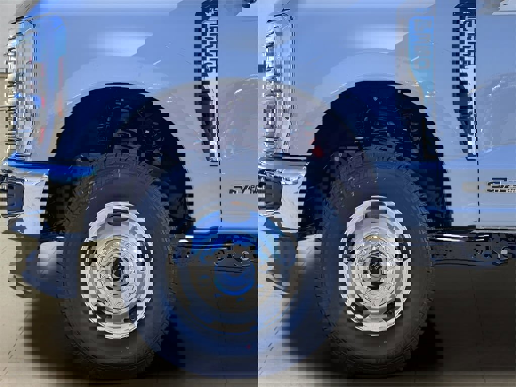 New 2026 Ford F350 XLT w/ XLT Premium Package image 40