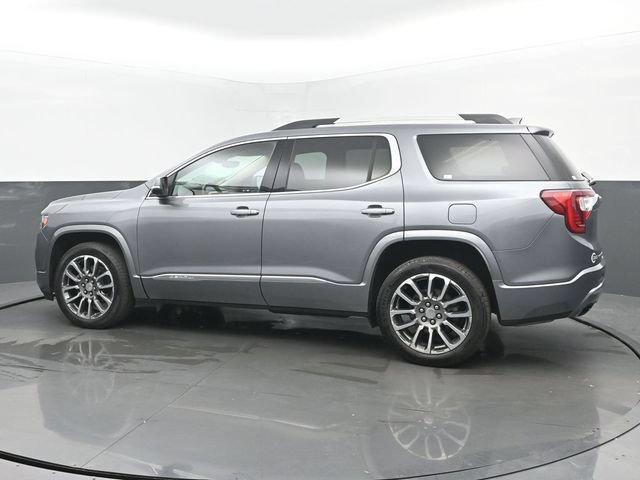 Used 2022 GMC Acadia Denali w/ Denali Ultimate Package AWD/4WD image 3