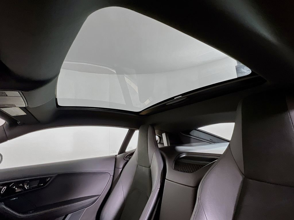 Used 2021 Jaguar F-TYPE R-Dynamic image 23