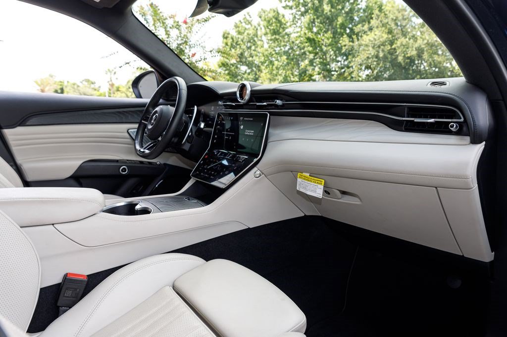 Certified 2023 Maserati Grecale Modena AWD/4WD image 13