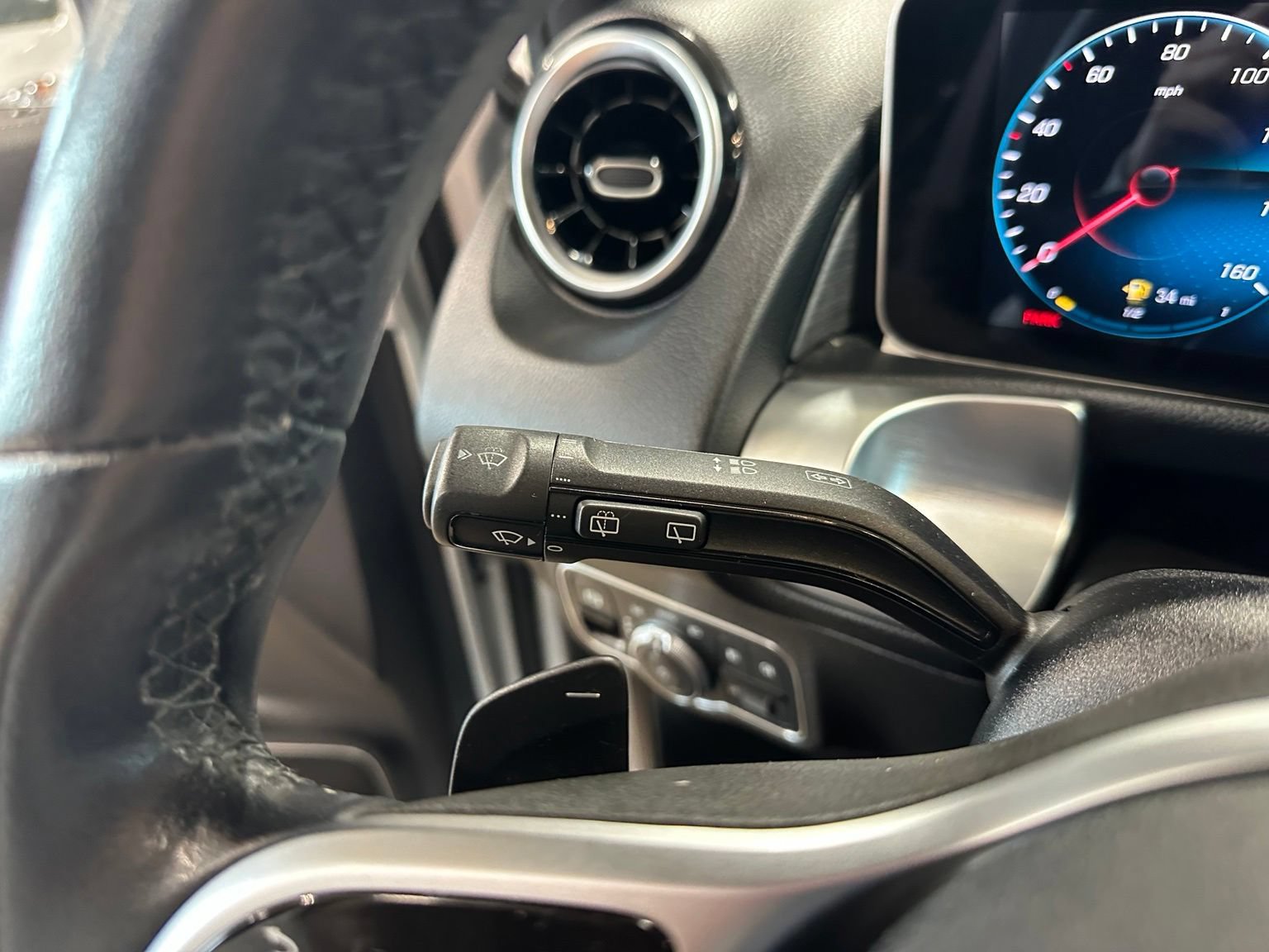 Used 2021 Mercedes-Benz GLB 250 image 20