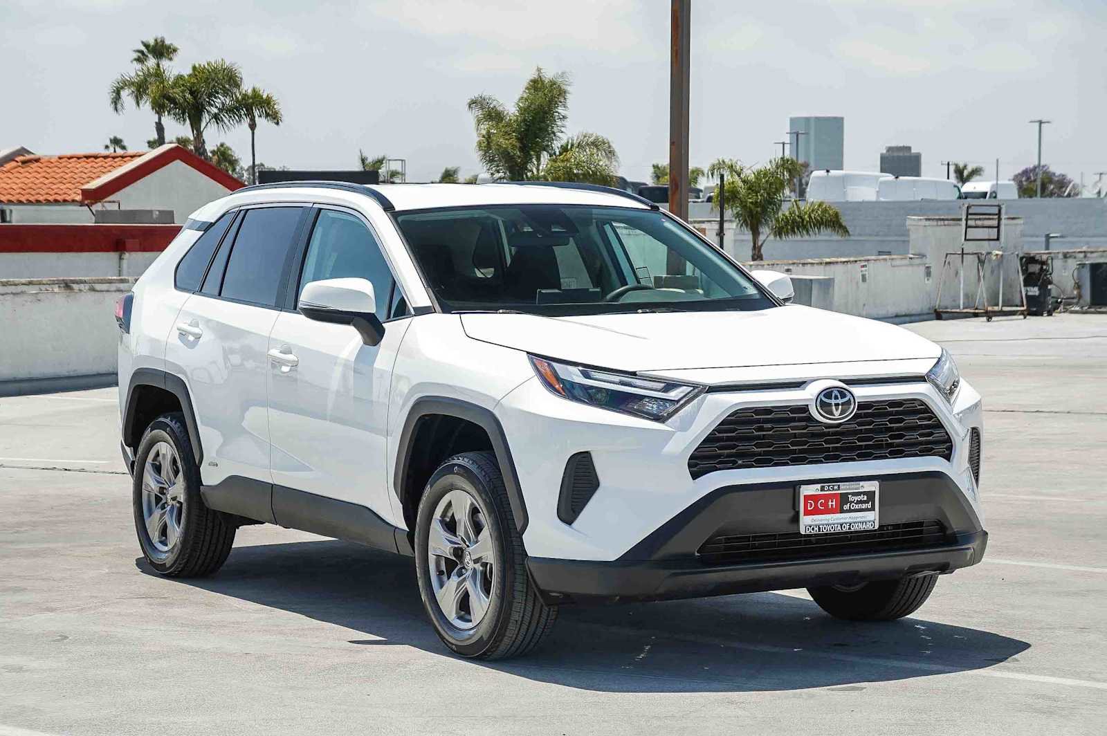 Certified 2025 Toyota RAV4 XLE AWD/4WD image 5